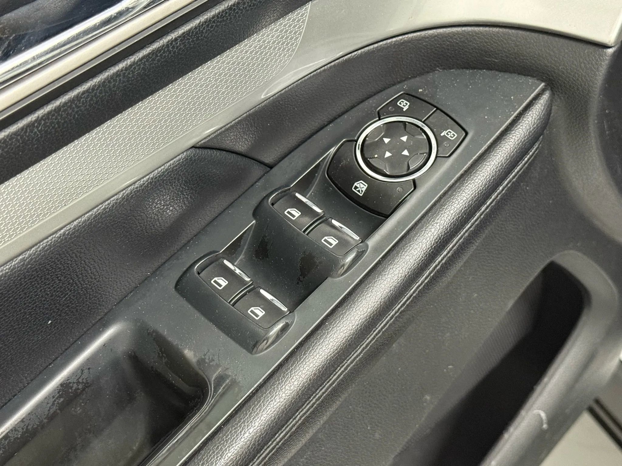 Used 2016 Ford Explorer XLT w/ Equipment Group 202A image 44