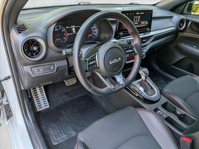 Used 2022 Kia Forte GT w/ GT Technology Package FWD image 10