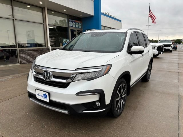 Used 2021 Honda Pilot Touring image 1