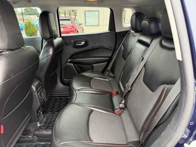 Used 2021 Jeep Compass Trailhawk w/ Sun and Sound Group AWD/4WD image 8