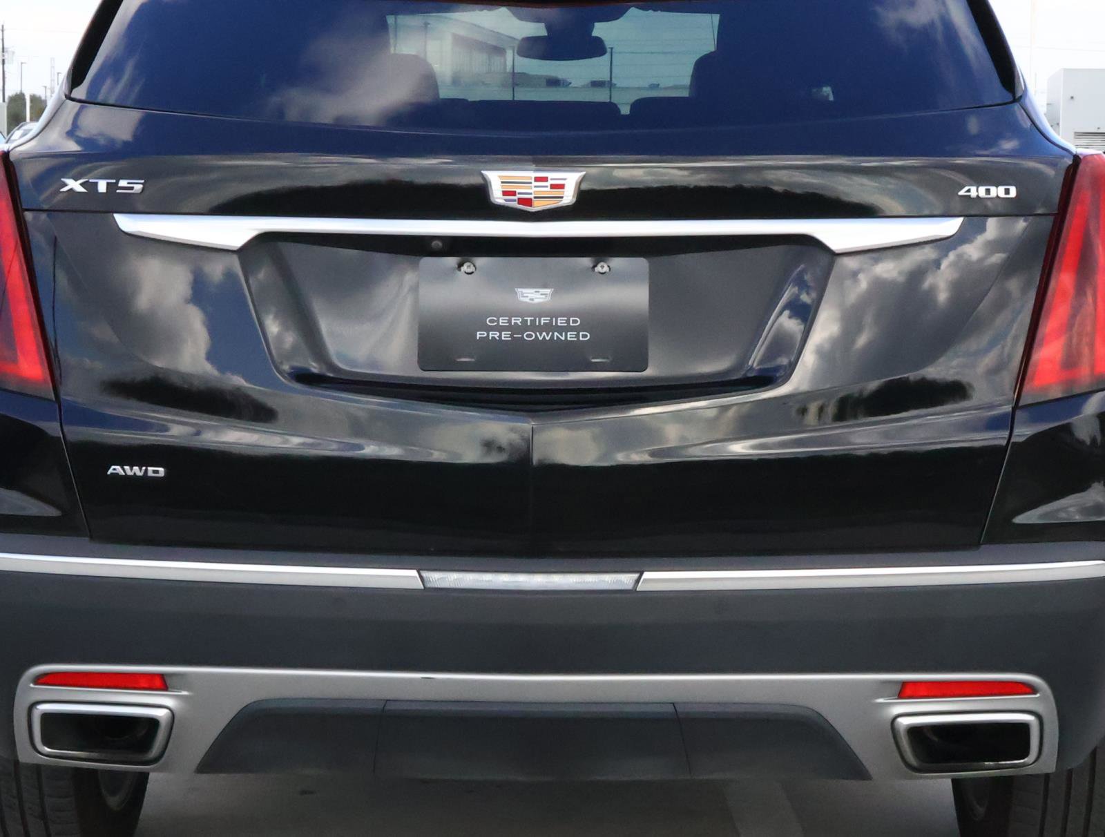 Used 2024 Cadillac XT5 Premium Luxury image 10