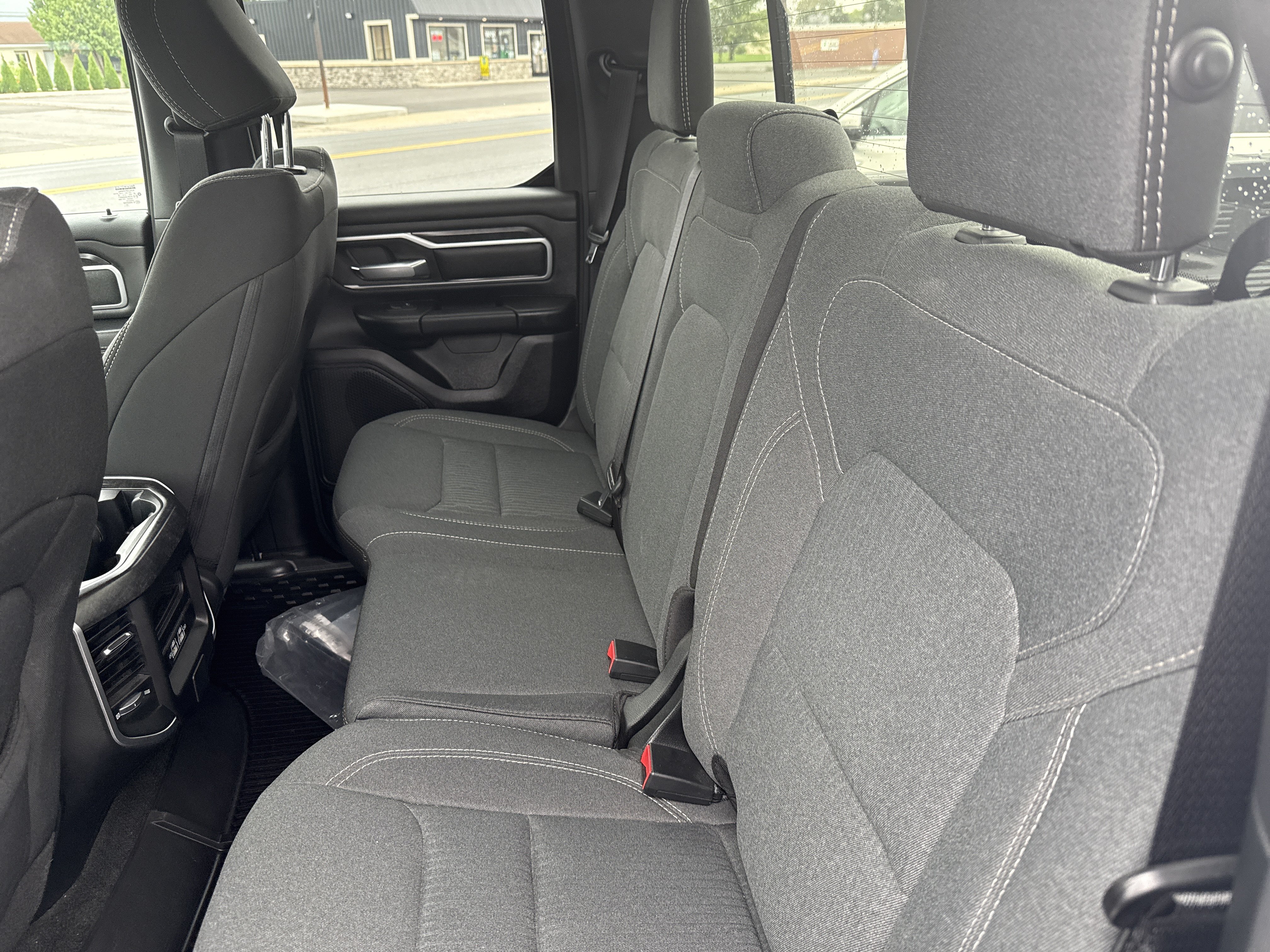 Used 2023 RAM 1500 Big Horn AWD/4WD image 14