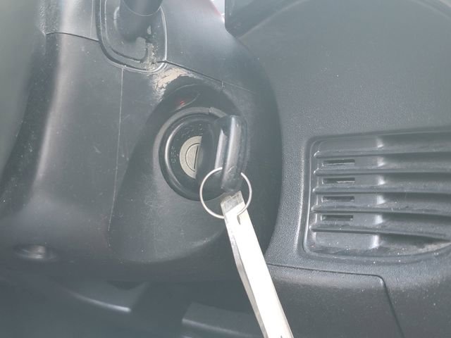 Used 2015 MAZDA MX-5 Miata Sport image 23