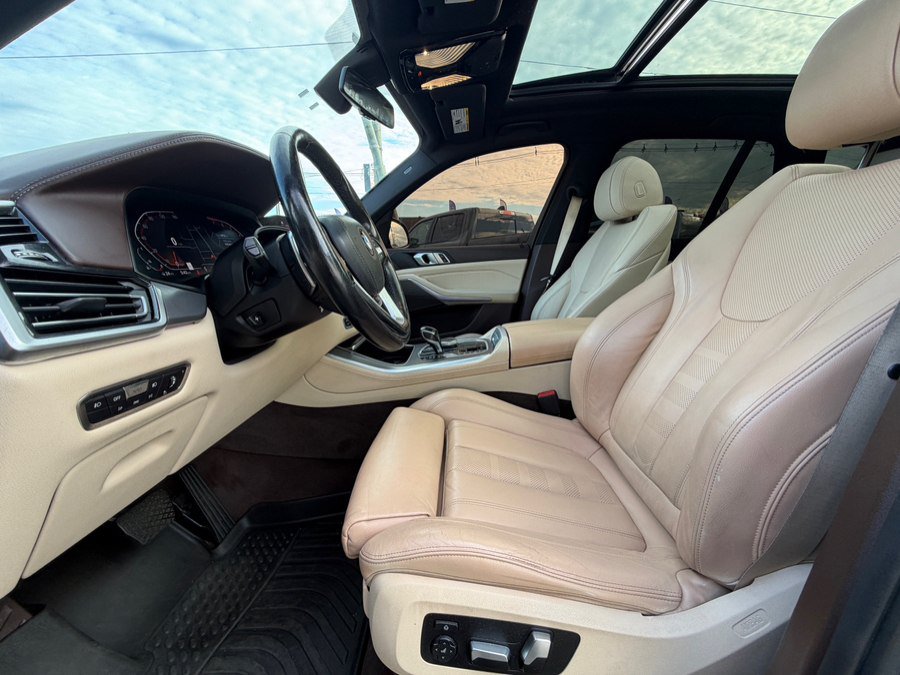 Used 2019 BMW X5 xDrive40i w/ Premium Package 2 AWD/4WD image 24