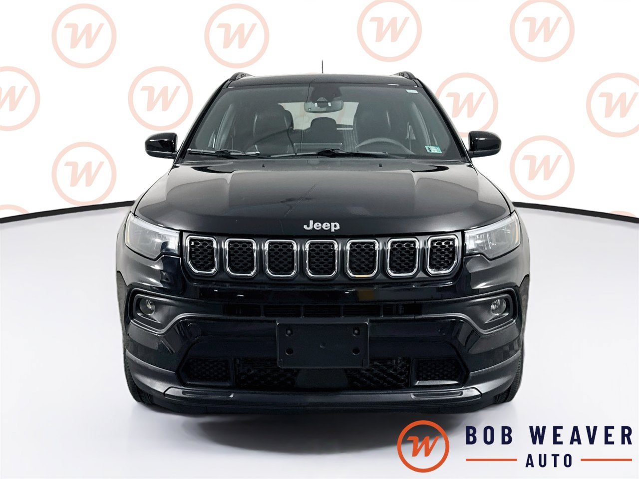 Used 2023 Jeep Compass Latitude w/ Sun and Sound Group AWD/4WD image 2