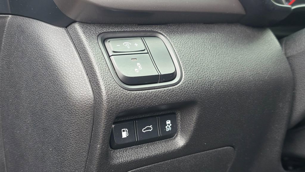 Used 2018 Kia Optima S w/ Panoramic Sunroof Package FWD image 24