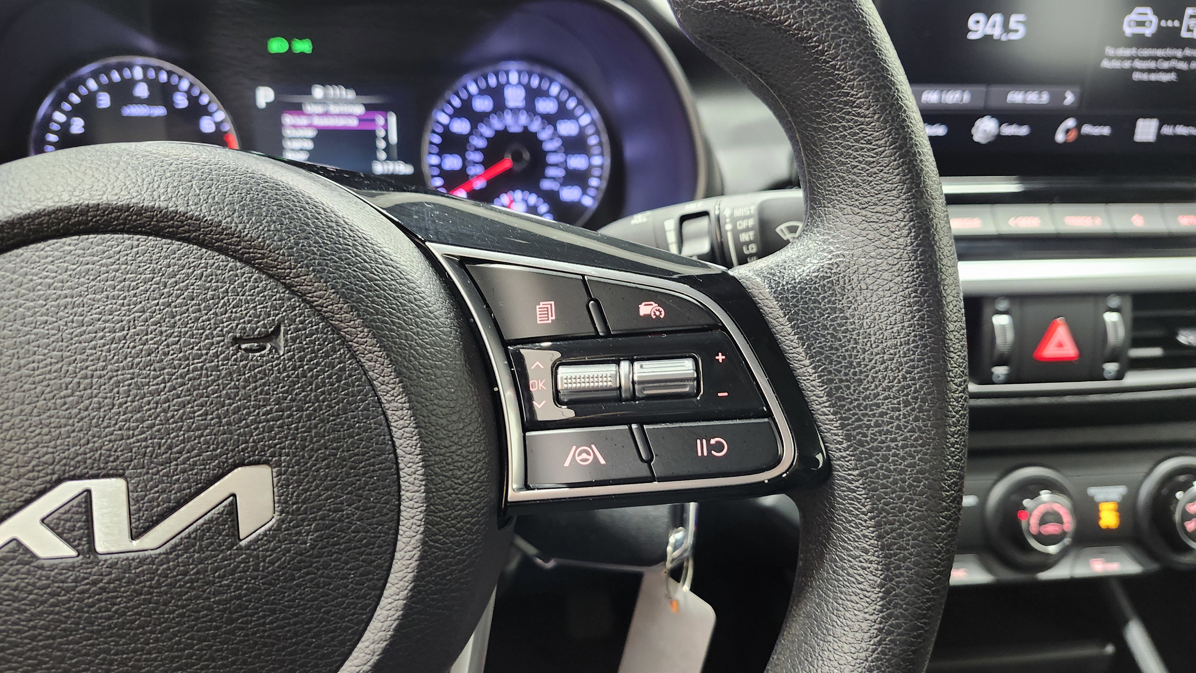 Used 2024 Kia Forte LXS image 28