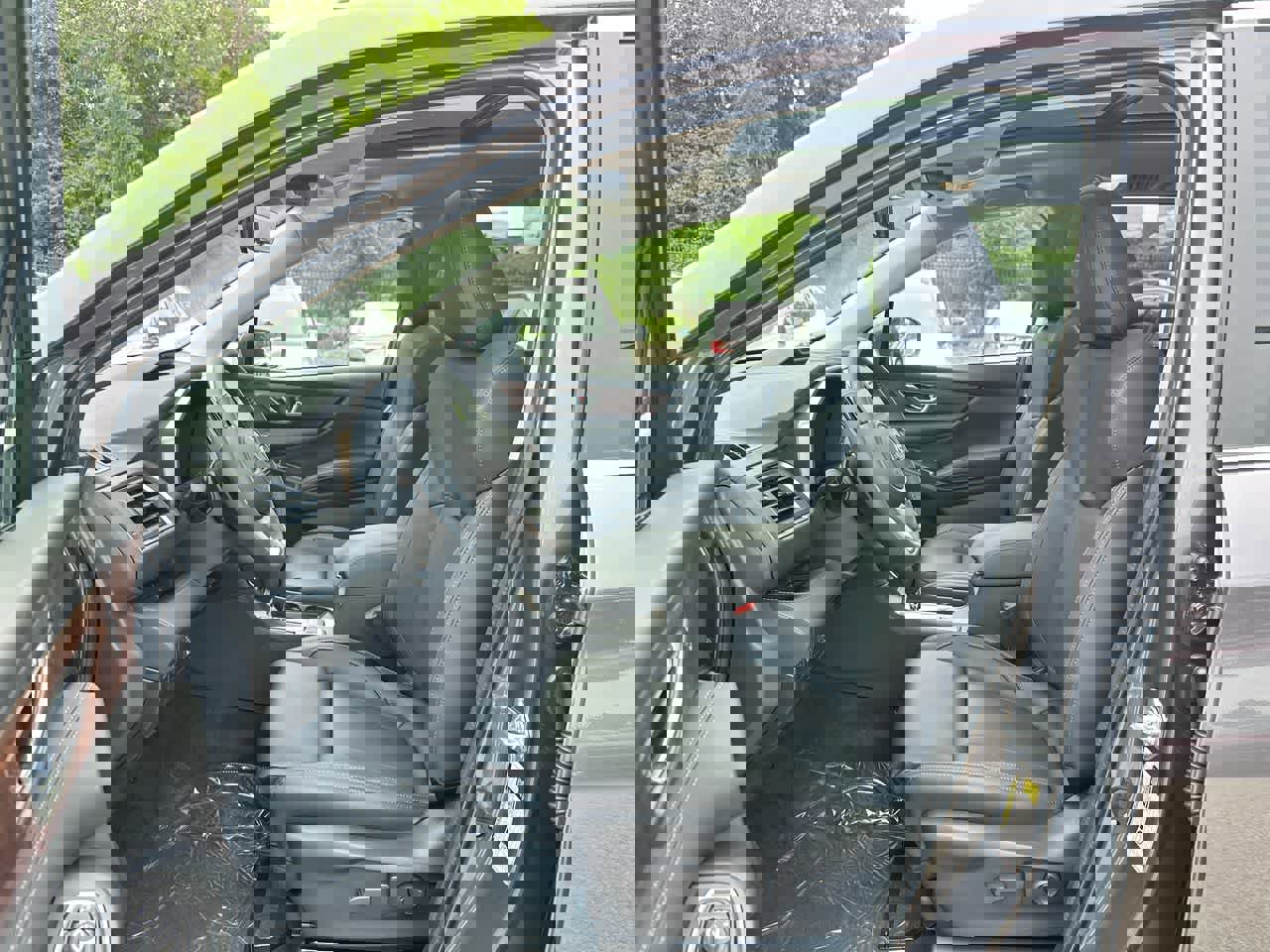 New 2025 Subaru Ascent Touring w/ Popular Package #2 image 21