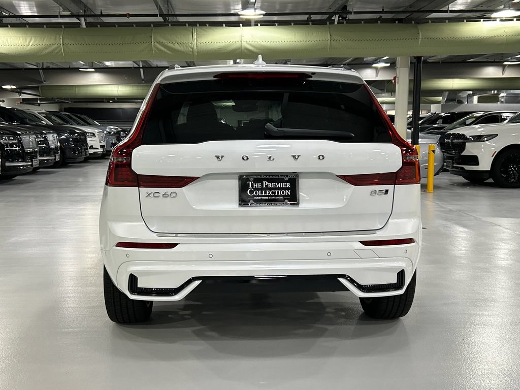 Used 2026 Volvo XC60 B5 Plus w/ Protection Package Premier AWD/4WD image 3