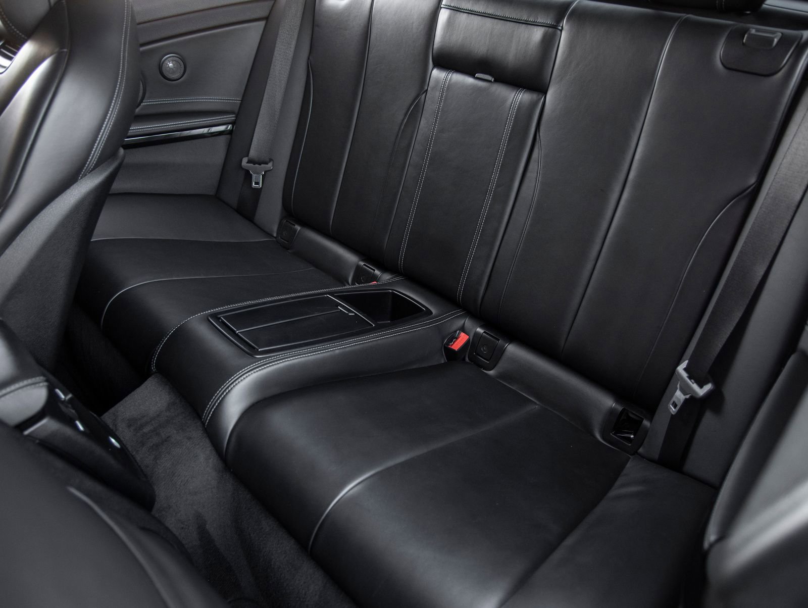 Used 2020 BMW M4 Convertible image 30