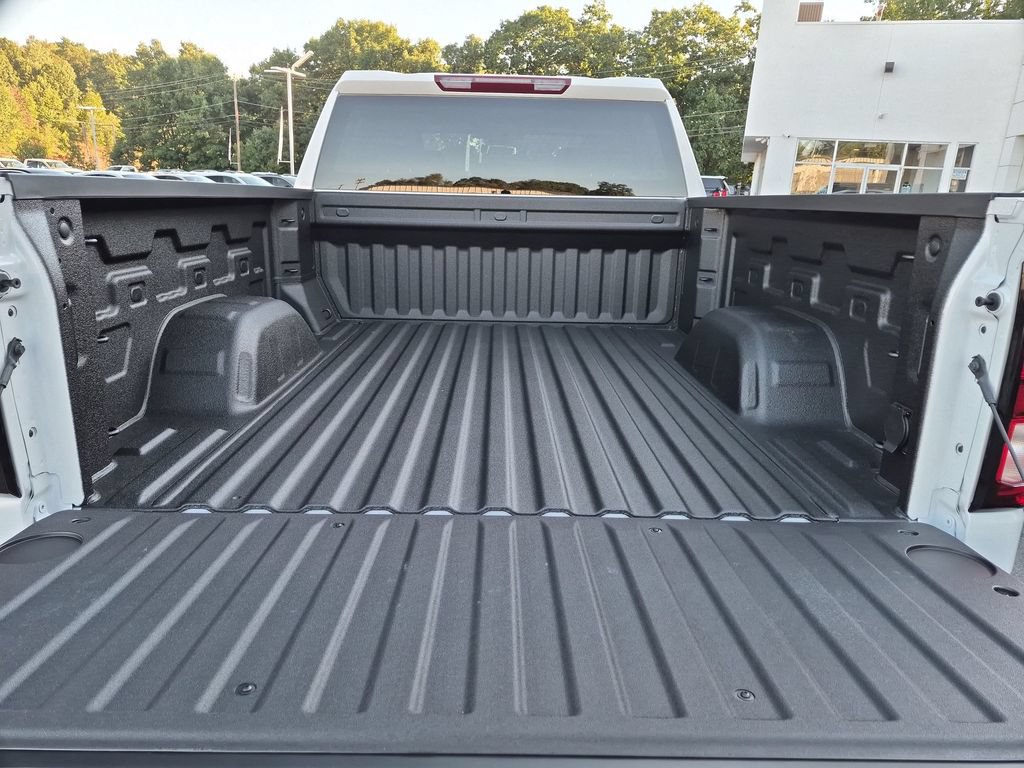 New 2026 GMC Sierra 1500 Pro w/ Graphite Edition AWD/4WD image 9