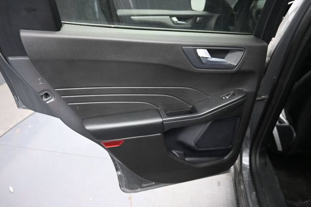 Used 2024 Ford Escape Platinum AWD/4WD image 14