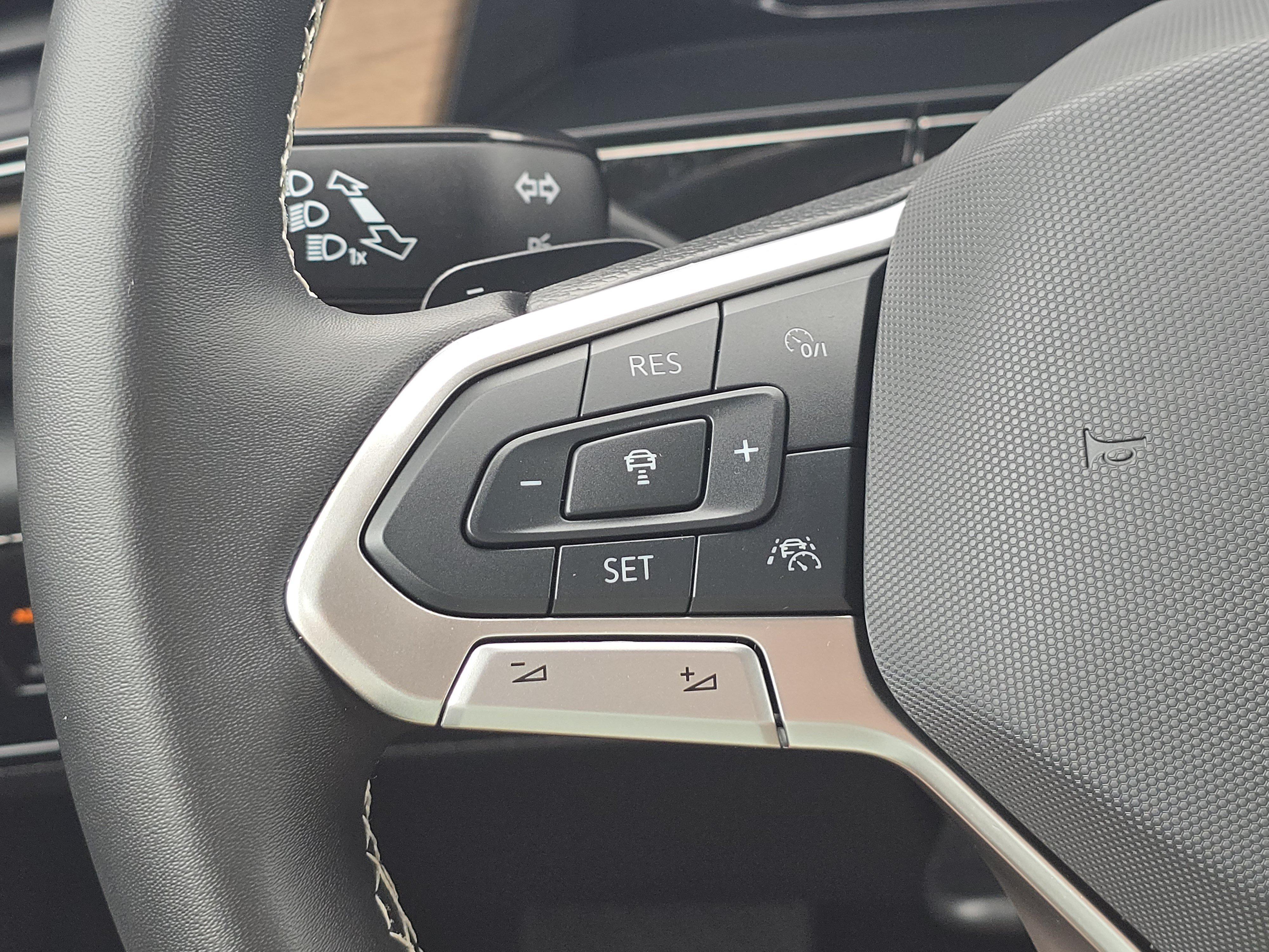 Certified 2026 Volkswagen Atlas SE AWD/4WD image 25