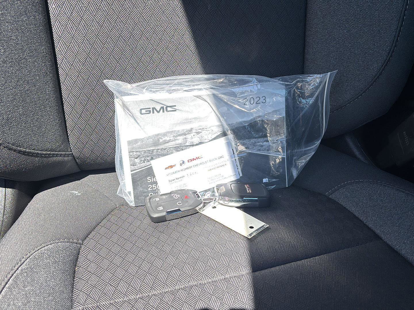 Used 2023 GMC Sierra 2500 SLE w/ SLE Convenience Package AWD/4WD image 23