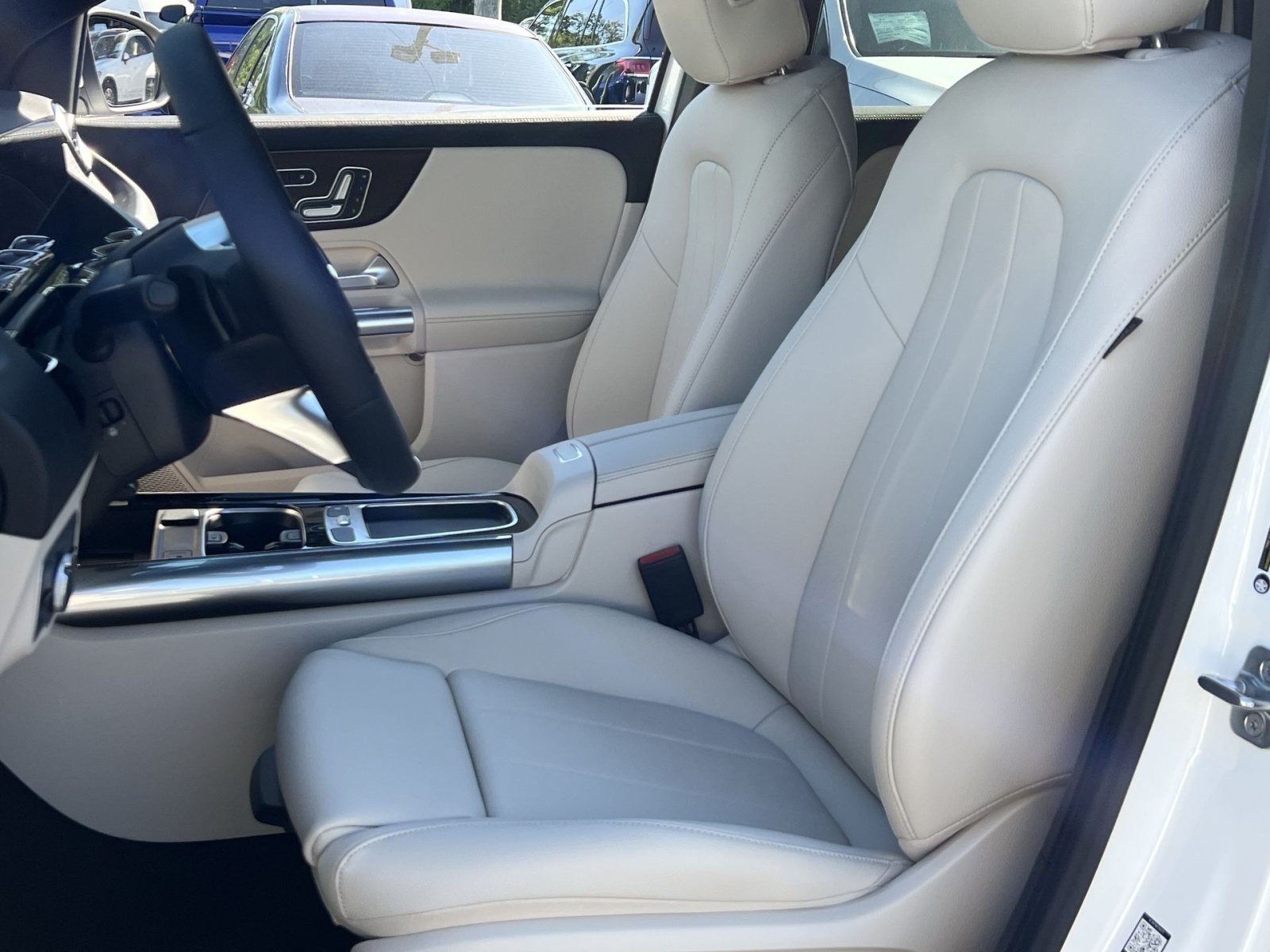 New 2026 Mercedes-Benz GLA 250 4MATIC image 18