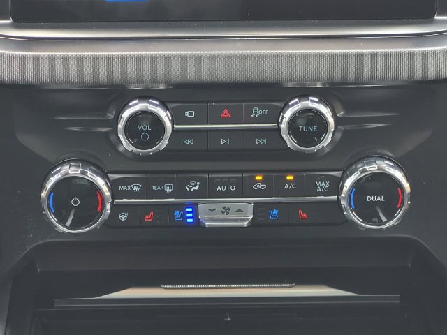 New 2026 Ford F350 Platinum AWD/4WD image 18
