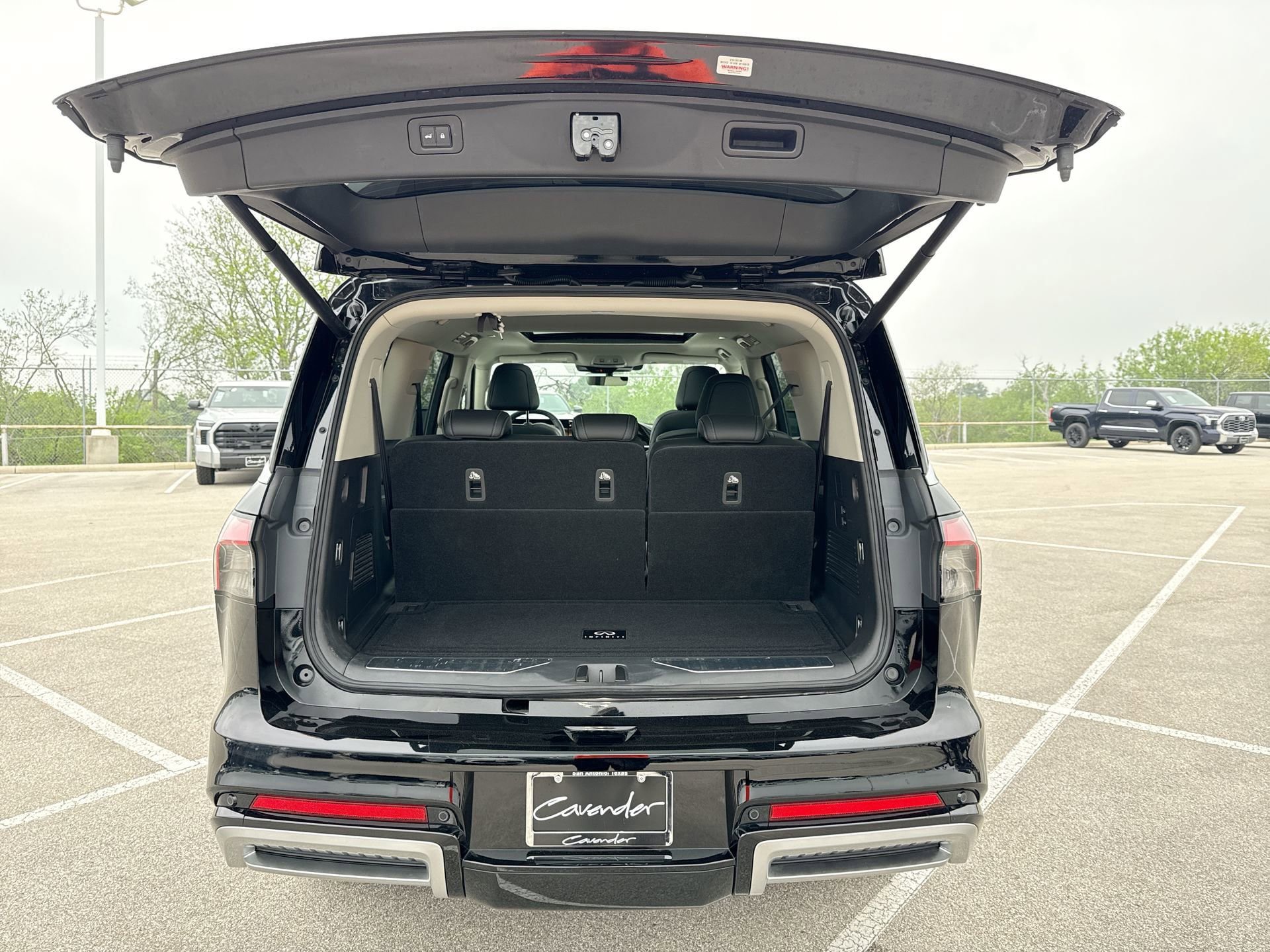Used 2026 INFINITI QX80 Pure w/ Cargo Package RWD image 20
