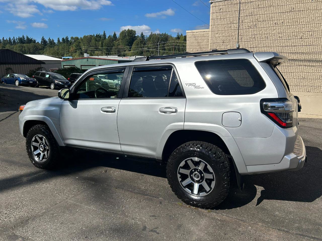 Used 2023 Toyota 4Runner TRD Off-Road image 7