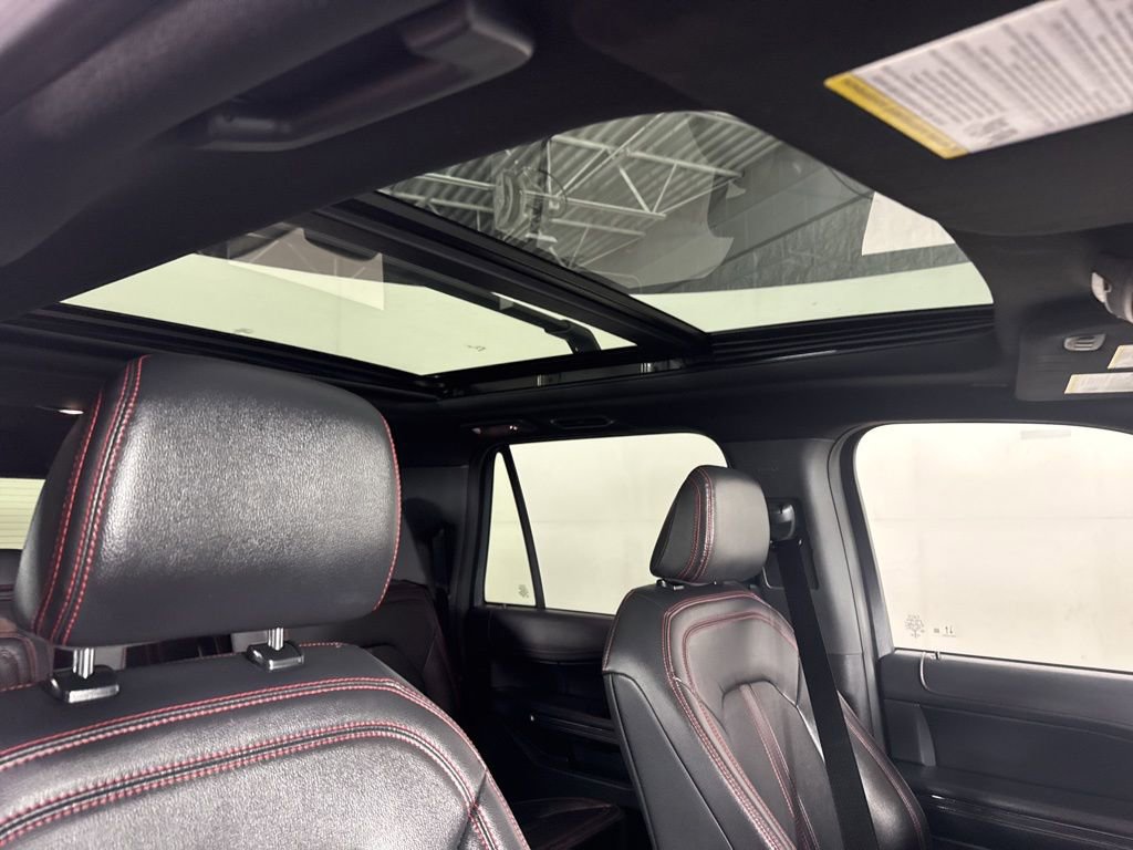 Used 2023 Ford Expedition Max Limited image 16