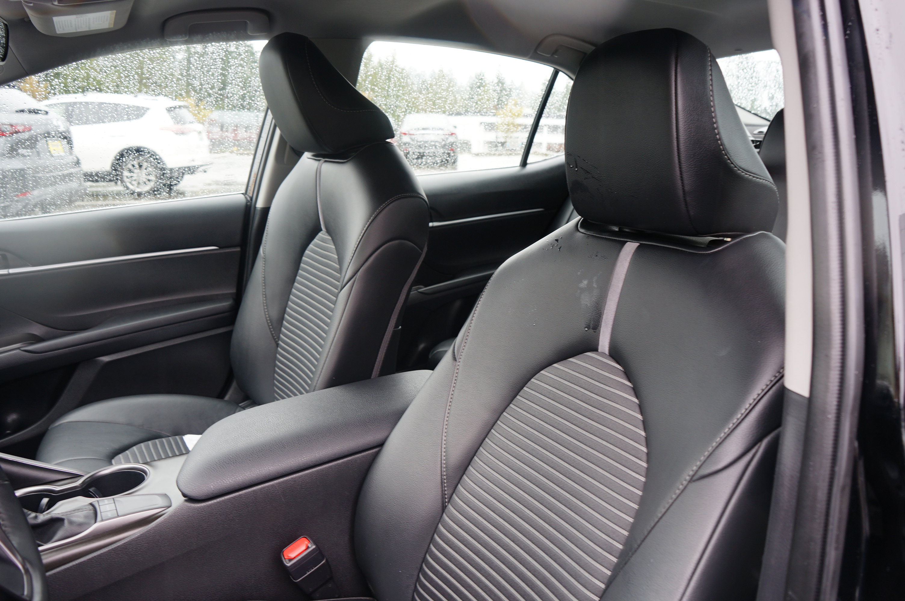 Used 2023 Toyota Camry SE image 16