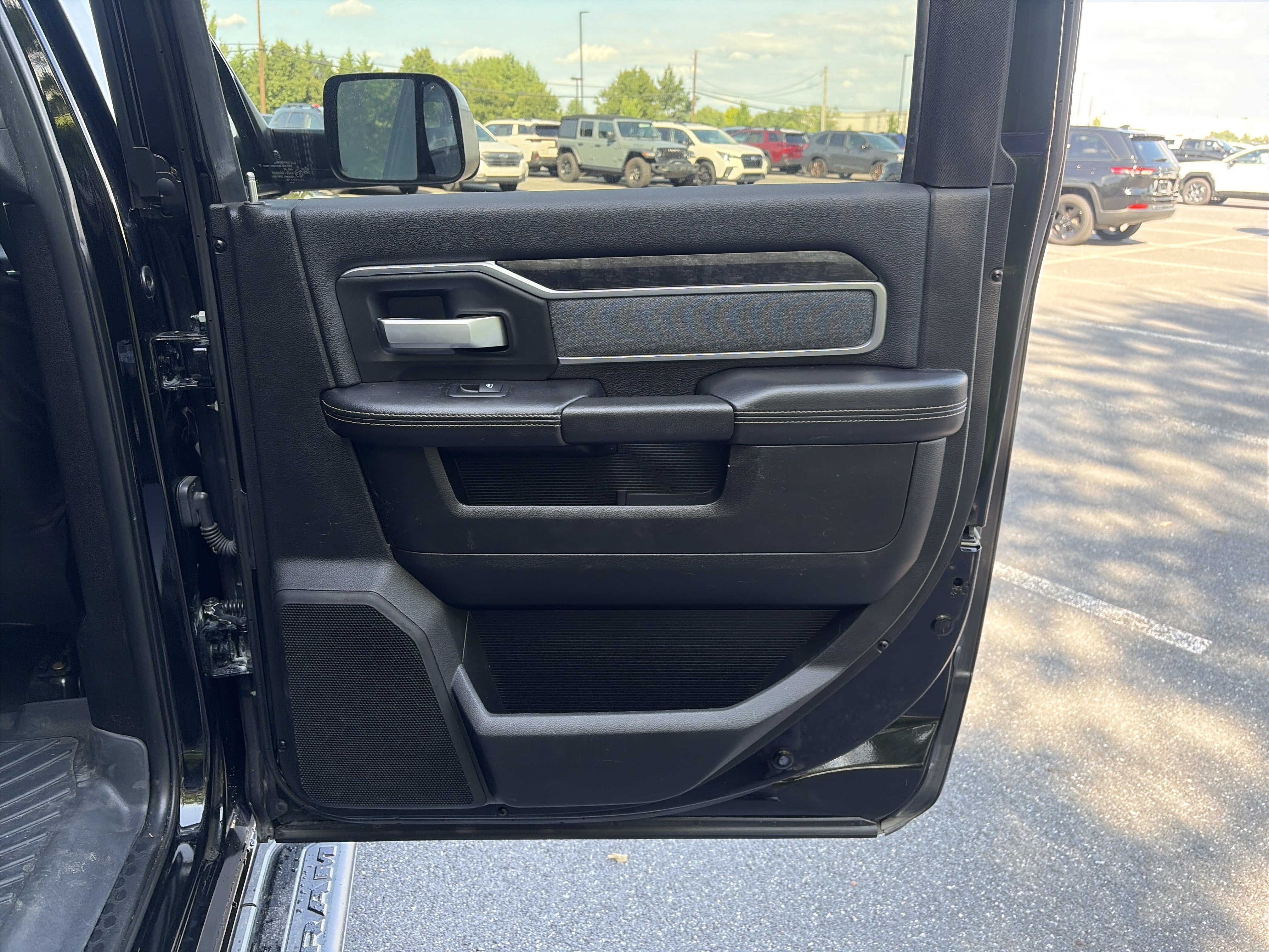 Used 2019 RAM 3500 Big Horn AWD/4WD image 25
