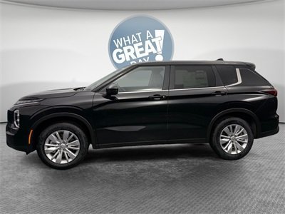New 2026 Mitsubishi Outlander ES AWD/4WD image 7