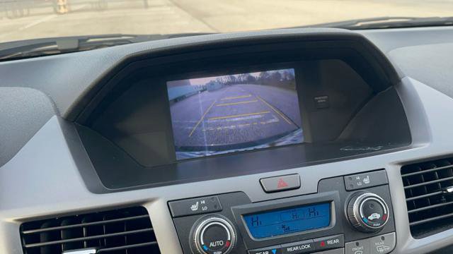 Used 2013 Honda Odyssey Touring Elite image 28