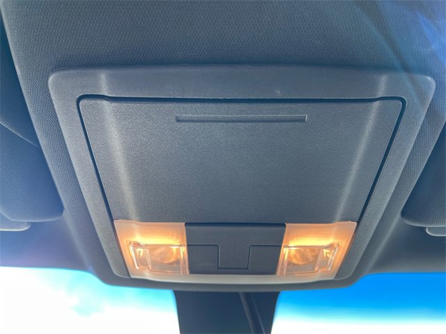 Used 2015 Ford Taurus SEL image 26