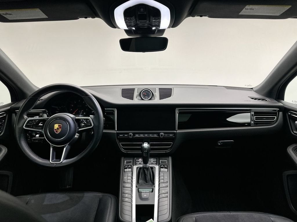 Used 2021 Porsche Macan w/ Driver Memory Package AWD/4WD image 8