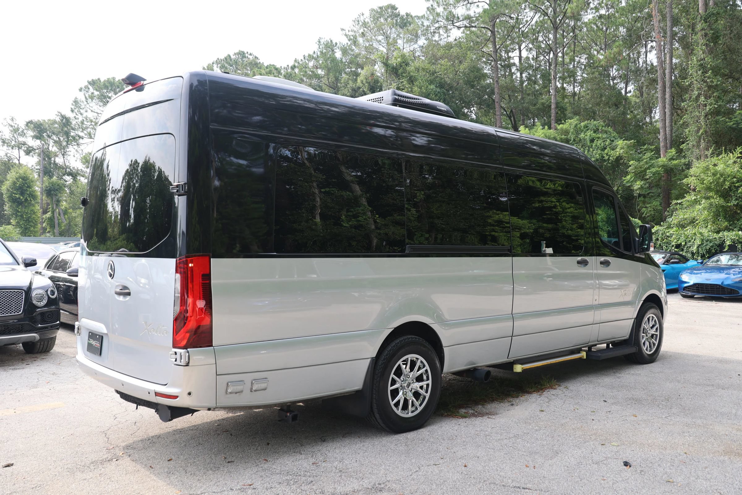 Used 2021 Mercedes-Benz Sprinter 3500 image 9