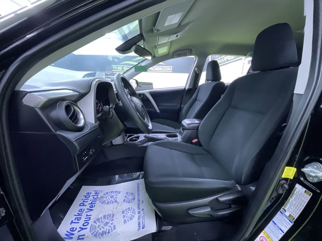 Used 2018 Toyota RAV4 LE w/ All Weather Liner Package image 17