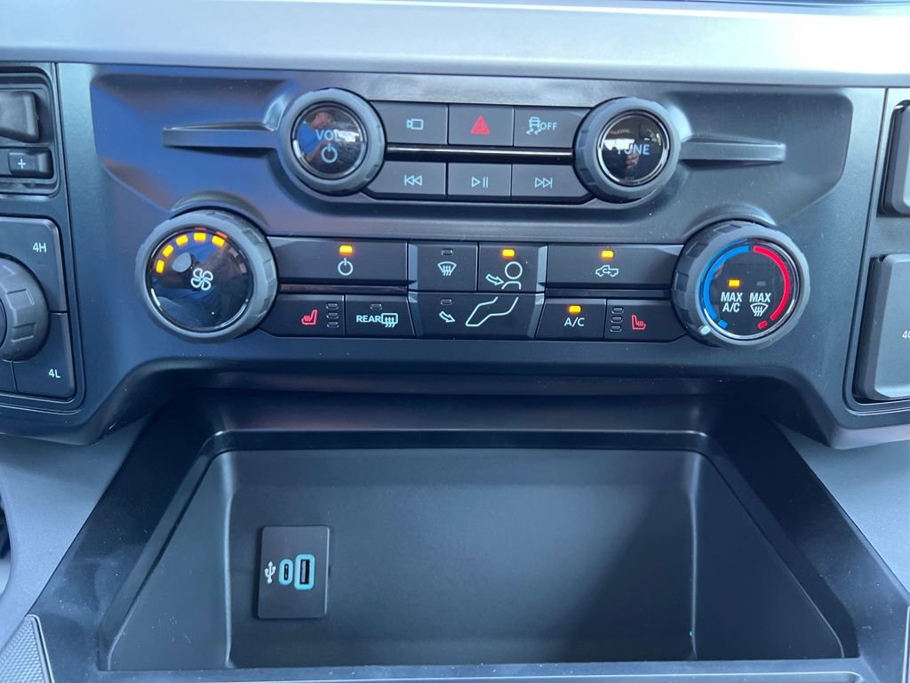 New 2026 Ford F250 XLT w/ XLT Premium Package image 31