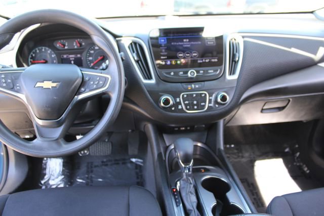 Used 2024 Chevrolet Malibu LT FWD image 12