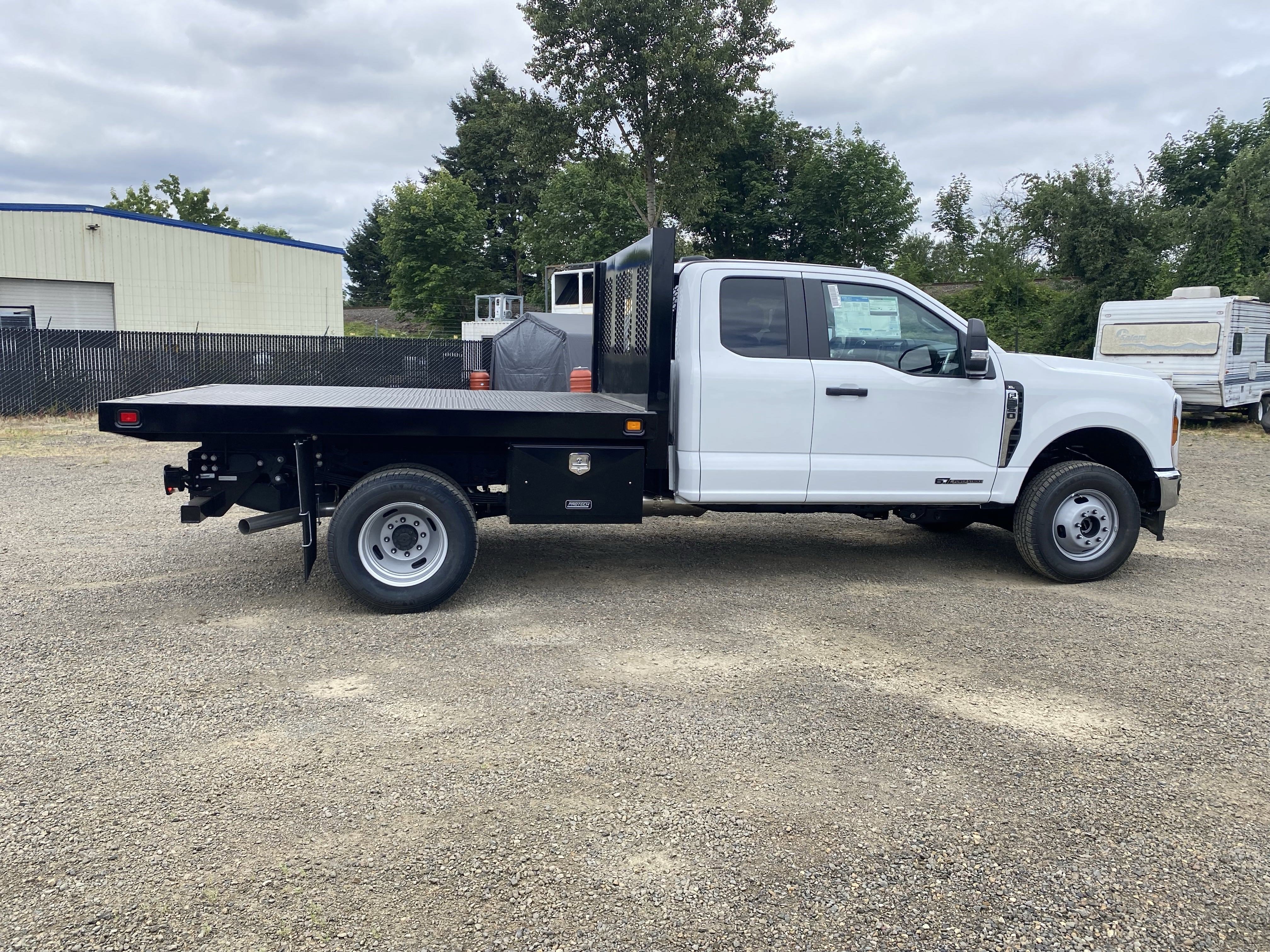 New 2025 Ford F350 XL w/ XL Chrome Package image 6