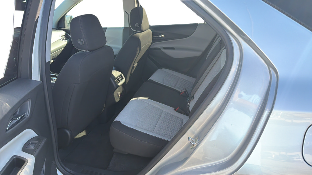 Used 2022 Chevrolet Equinox LT AWD/4WD image 19