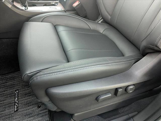 Used 2025 Subaru Ascent Touring image 4