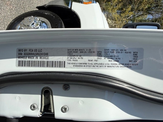 Used 2024 RAM 3500 Big Horn AWD/4WD image 30