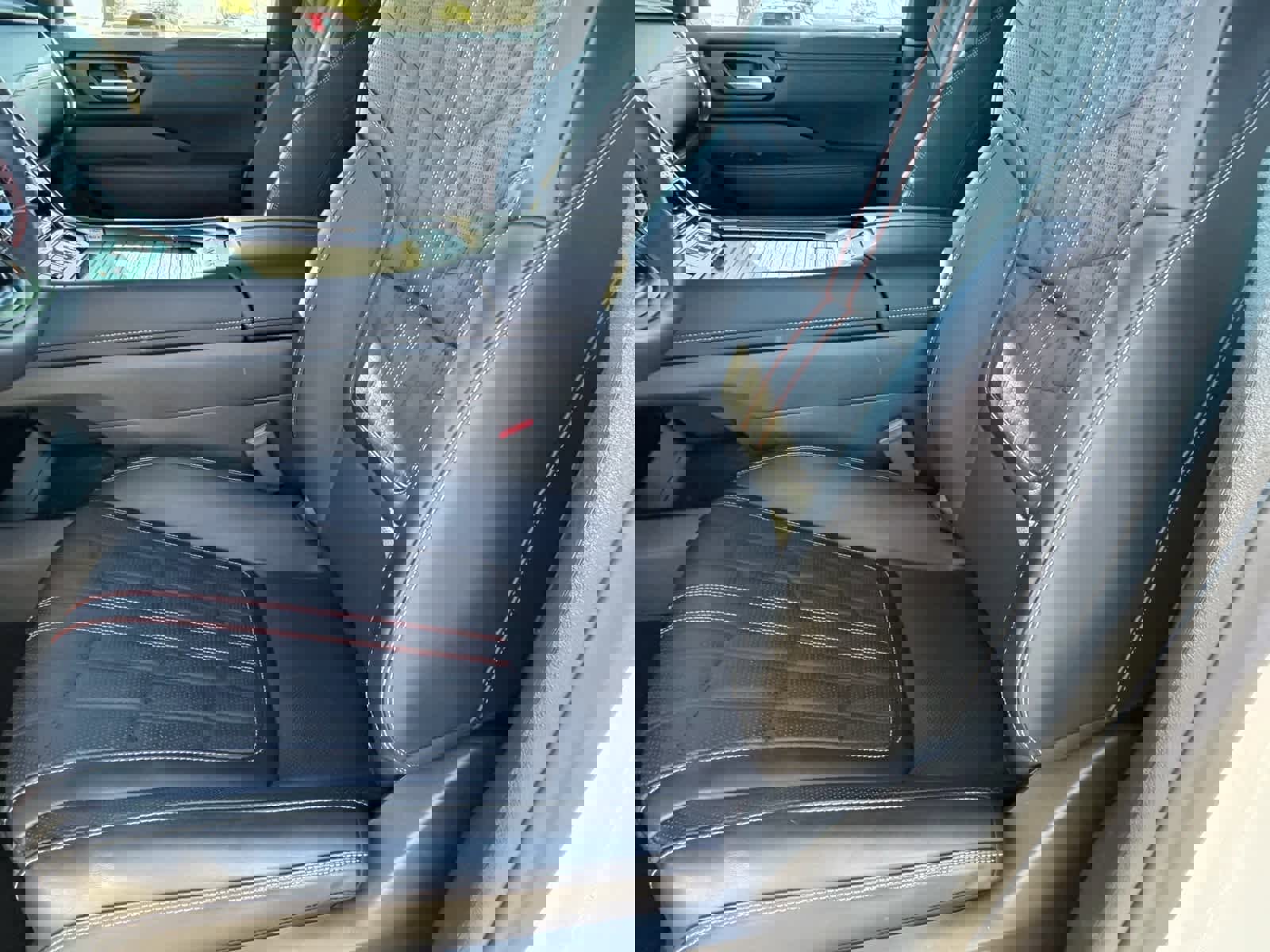 Certified 2025 Nissan Armada PRO-4X w/ Pro-4X Premium Package image 21