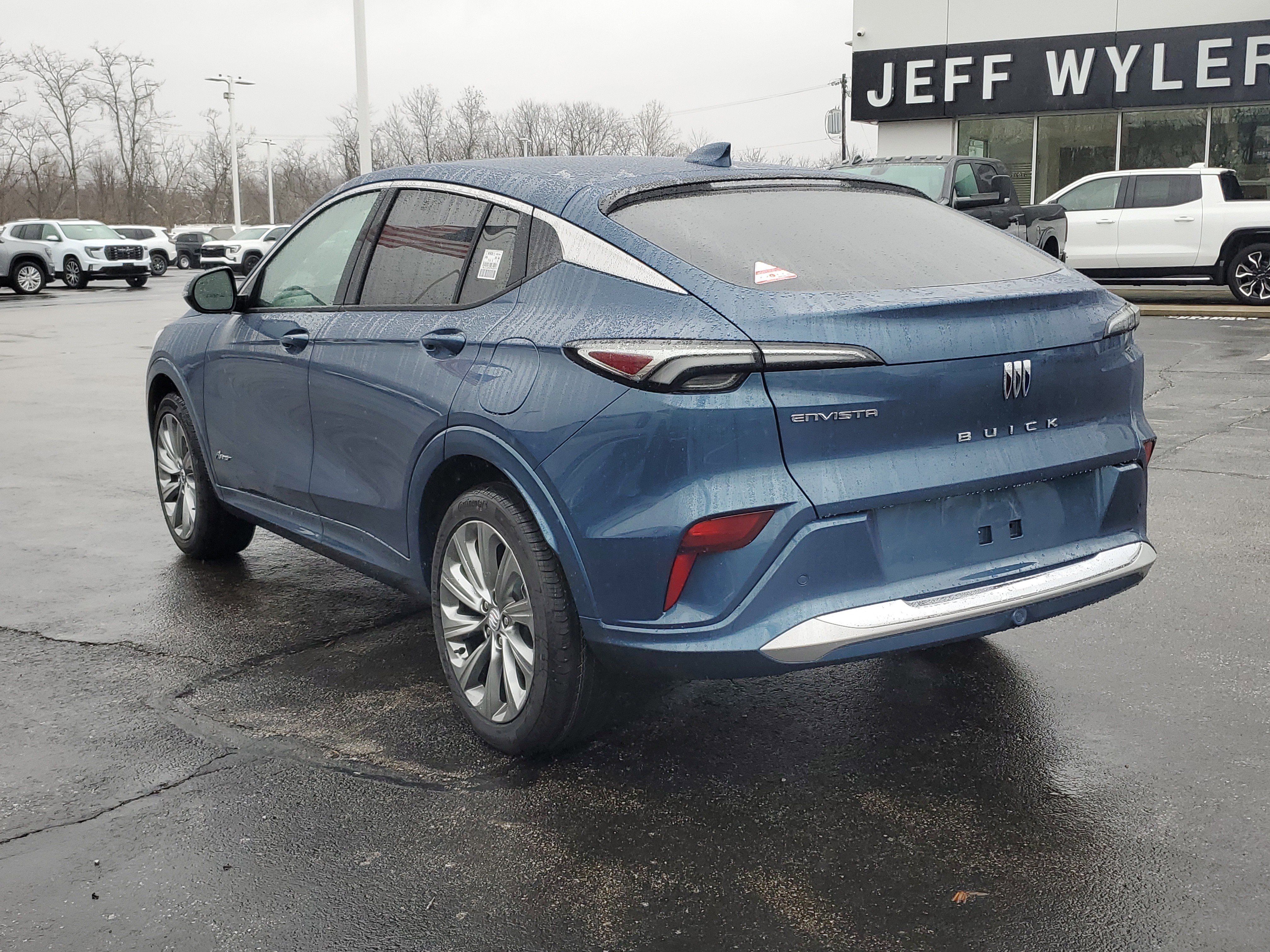 New 2026 Buick Envista Avenir image 7