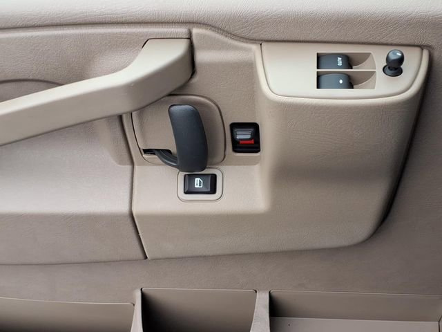 New 2025 Chevrolet Express 2500 RWD image 9