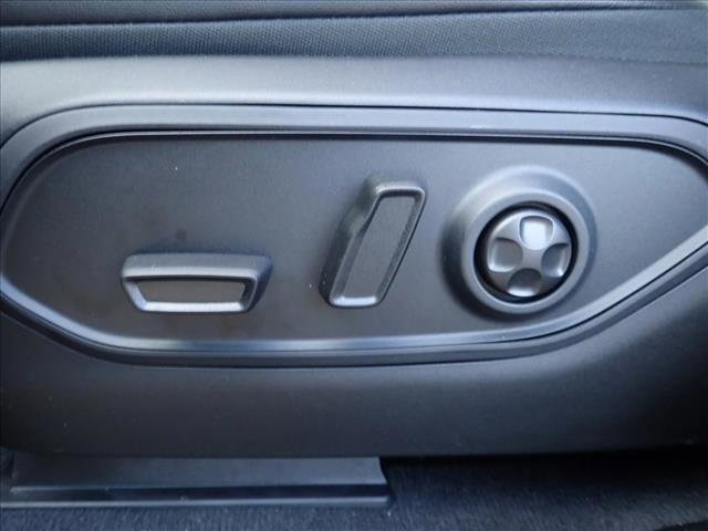 New 2026 Jeep Grand Cherokee Limited w/ Luxury Tech Group II image 14