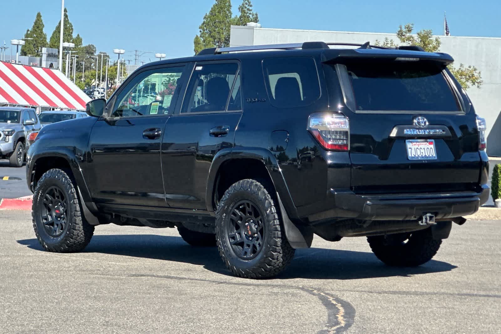Used 2015 Toyota 4Runner TRD Pro AWD/4WD image 7