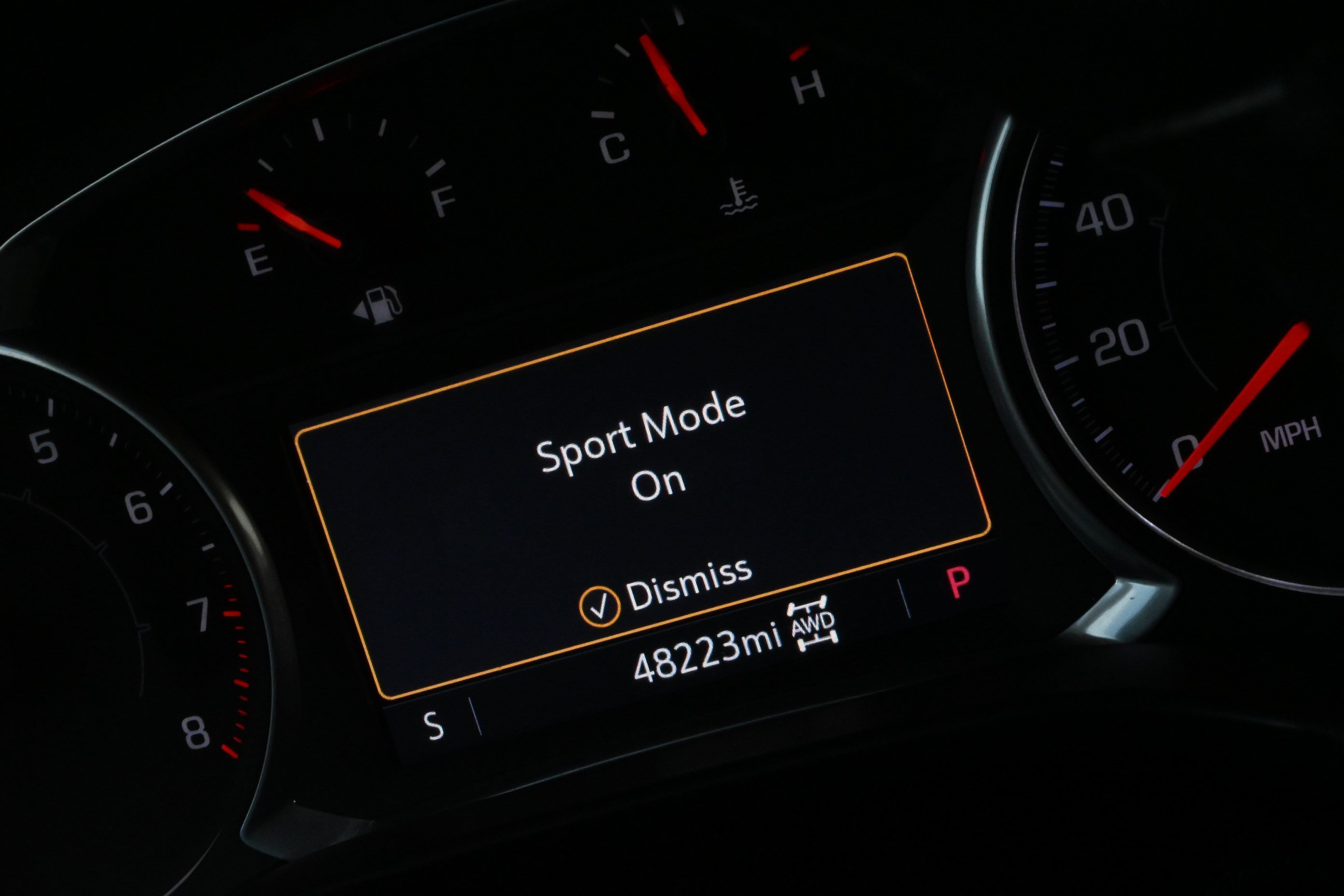 Used 2022 GMC Acadia AT4 w/ Preferred Package AWD/4WD image 35
