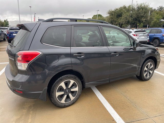 Used 2018 Subaru Forester 2.5i Limited AWD/4WD image 3