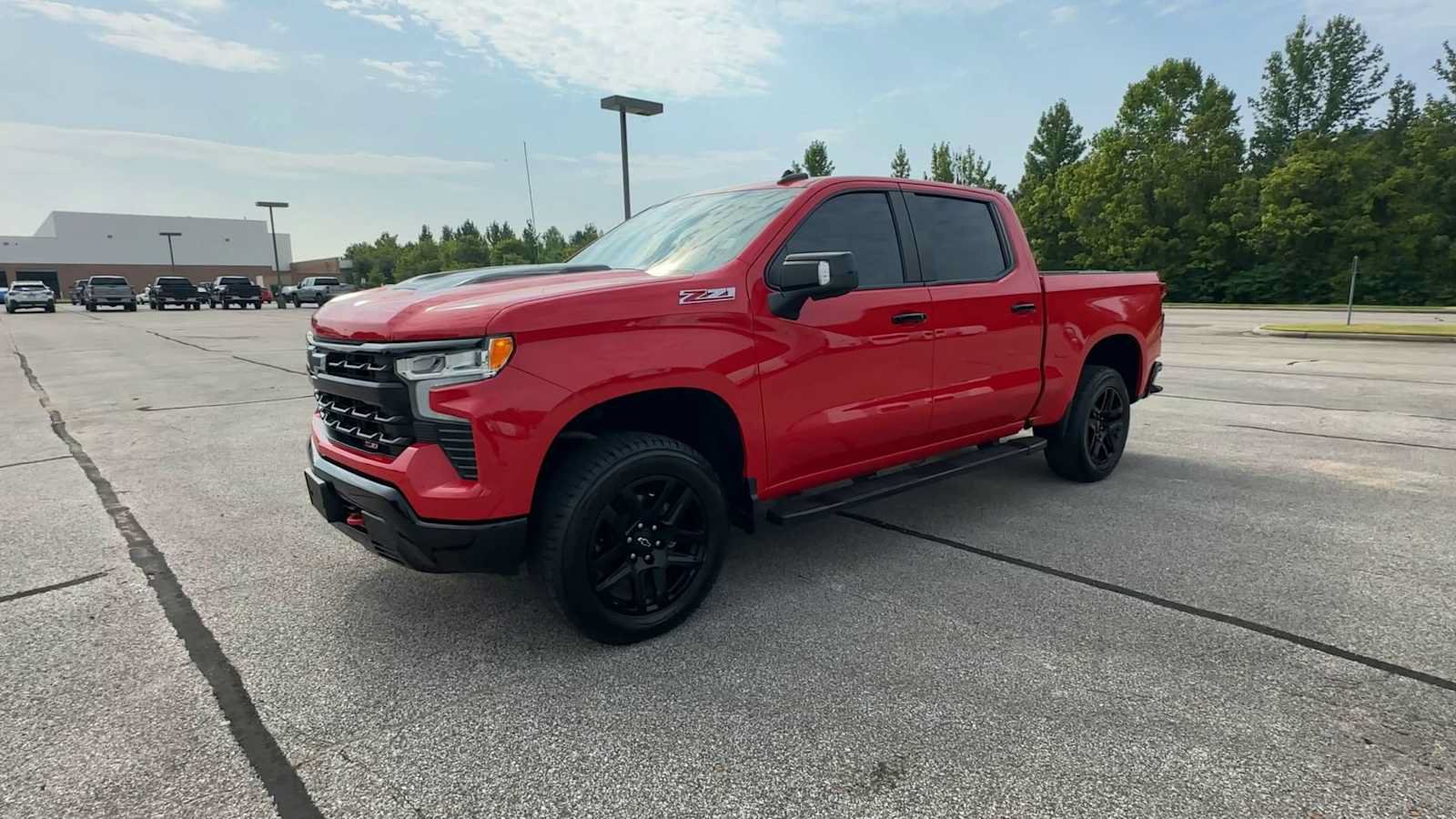 Certified 2022 Chevrolet Silverado 1500 LT Trail Boss w/ LT Trail Boss Premium Package AWD/4WD image 4