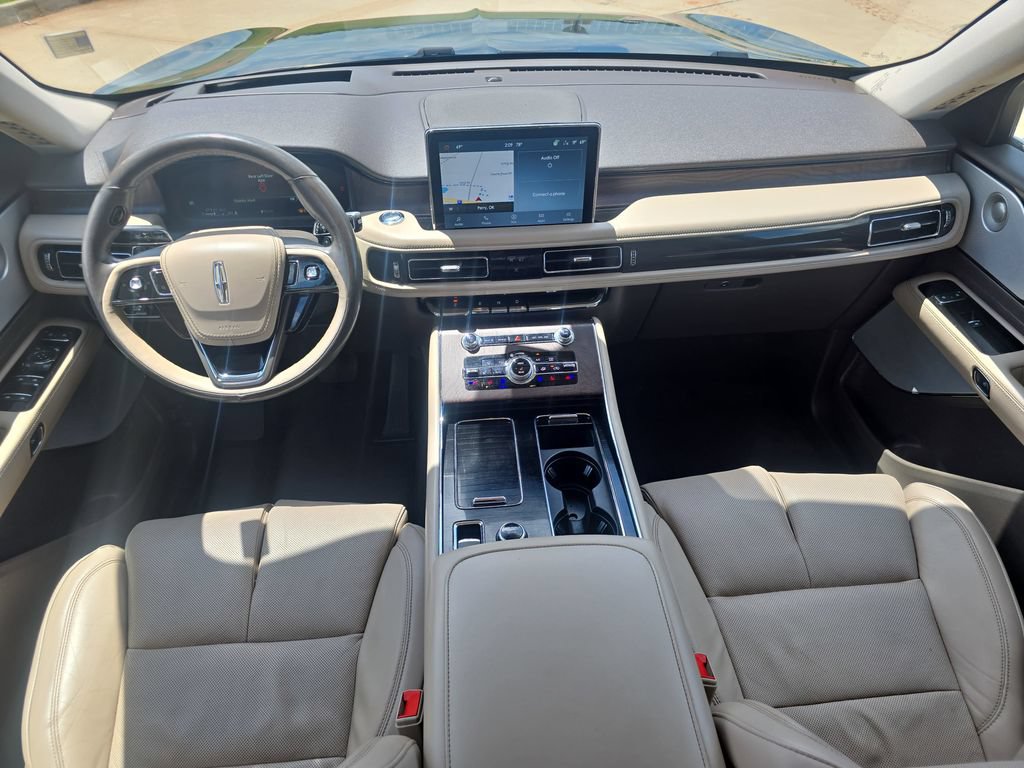 Used 2022 Lincoln Aviator Reserve w/ Equipment Group 201A AWD/4WD image 9