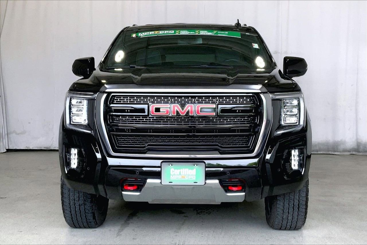 Used 2024 GMC Yukon XL AT4 AWD/4WD image 2