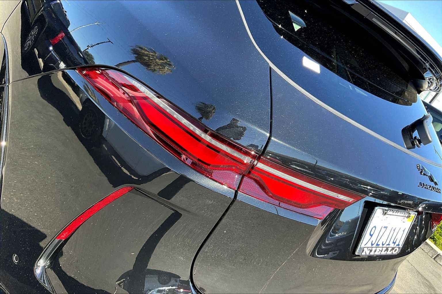 Used 2024 Jaguar F-PACE SVR AWD/4WD image 31