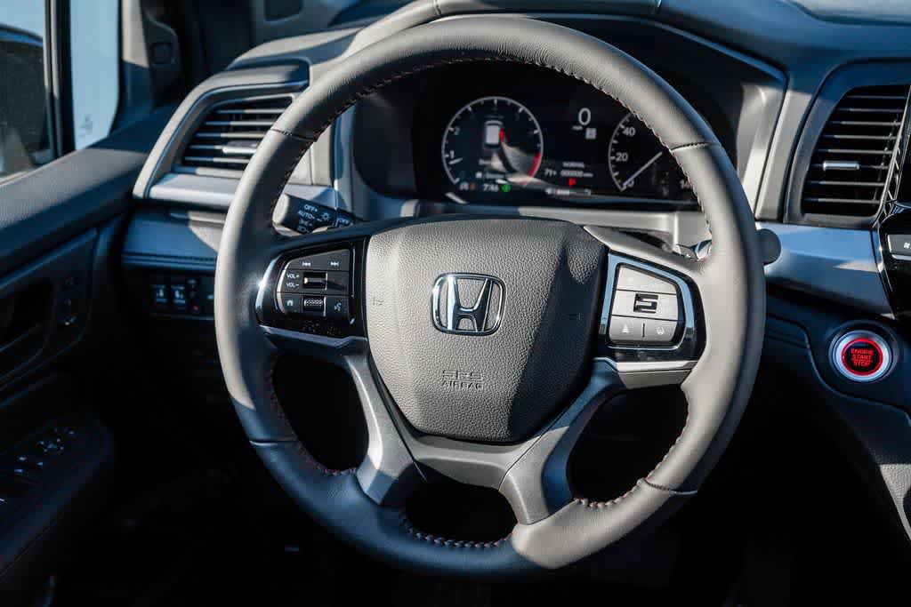 New 2026 Honda Odyssey Sport-L image 17