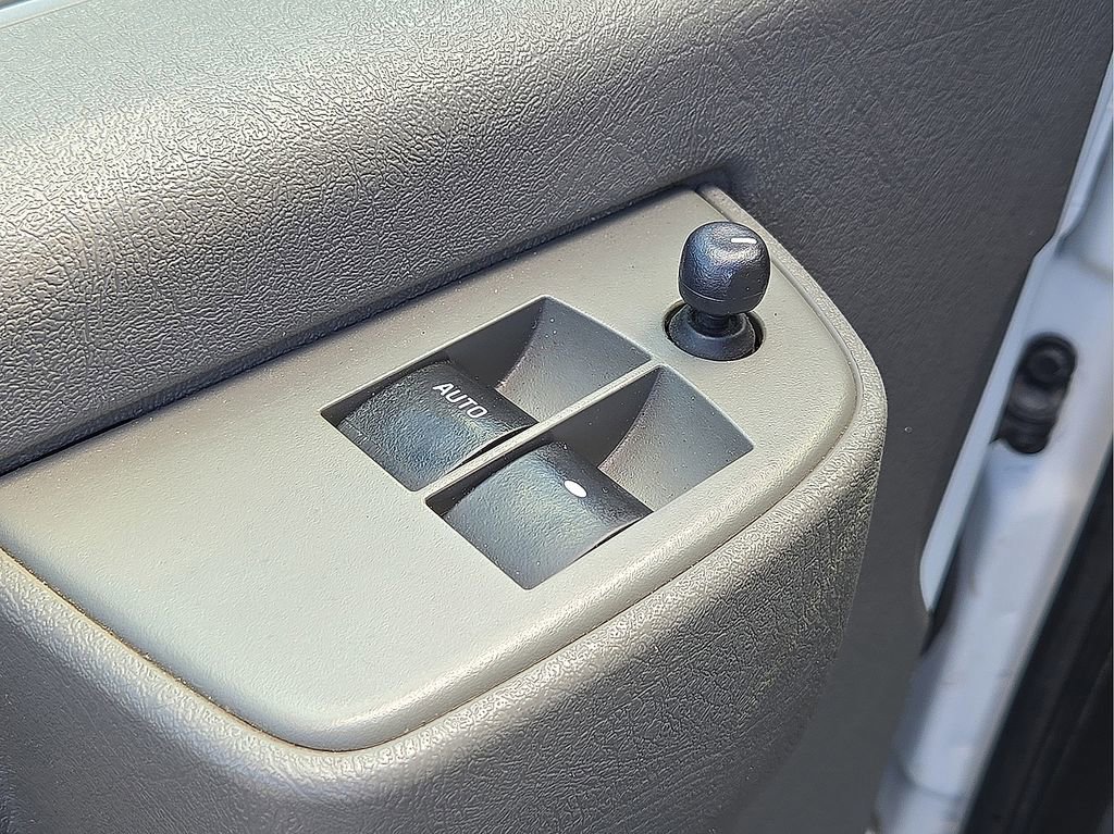 Used 2019 Chevrolet Express 3500 LT w/ LT Preferred Equipment Group image 20